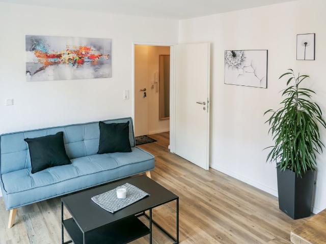 Feel good apartment with balcony, Kiel Amsterdam Apartments for Rent