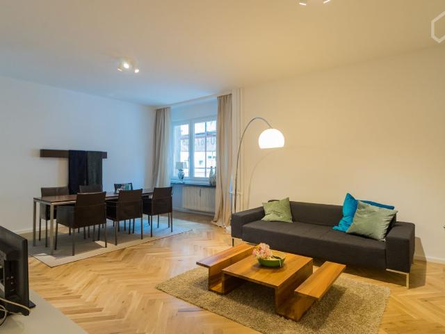 Feel good in lovingly designed apartment in Steglitz super central, Berlin Amsterdam Apartments for Rent