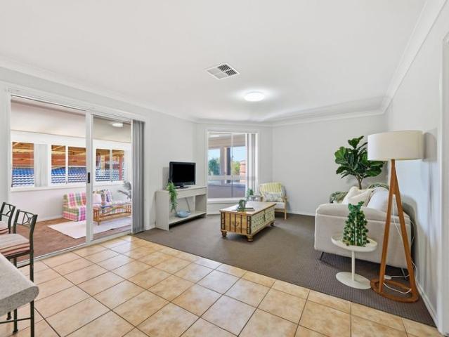 Feel Good, Spacious Home In Emerald Downs Estate