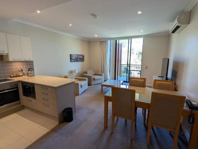Feel Like You're on Holidays All Year Round Golf Course Frontage Unit
