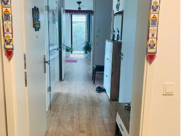Feels Like Haven, Newly Constructed and Very Spacious Suite Aparment Close to city center, Mannheim