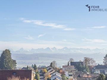 Fehr Immobilien Komfortable 5½ Zi. Terrassenwohnung mit Alpensicht