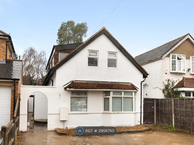 Feltham Hill Road, Ashford TW15, Studio to rent, £895 pcm | PrimeLocation