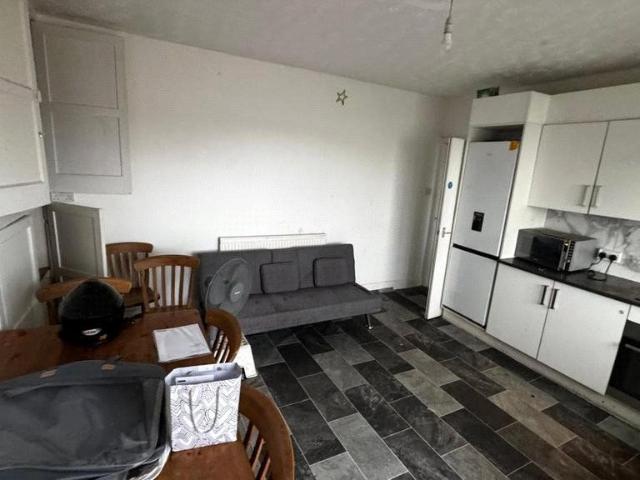 Feltham, London TW13, 3 bed terraced house to rent, £2,430 pcm | PrimeLocation