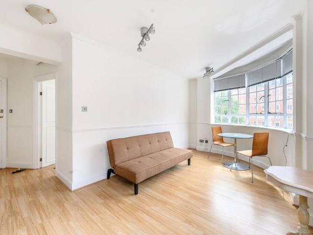 Feltham TW13, Studio to rent, £1,150 pcm | PrimeLocation