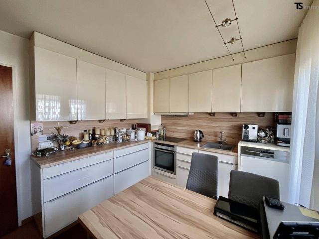 Feldkirch Zentrum: Großzügige 4,5 Zimmer Wohnung mit ca. 110 m², zwei Balkonen und gemeinschaftlicher Dachterrasse