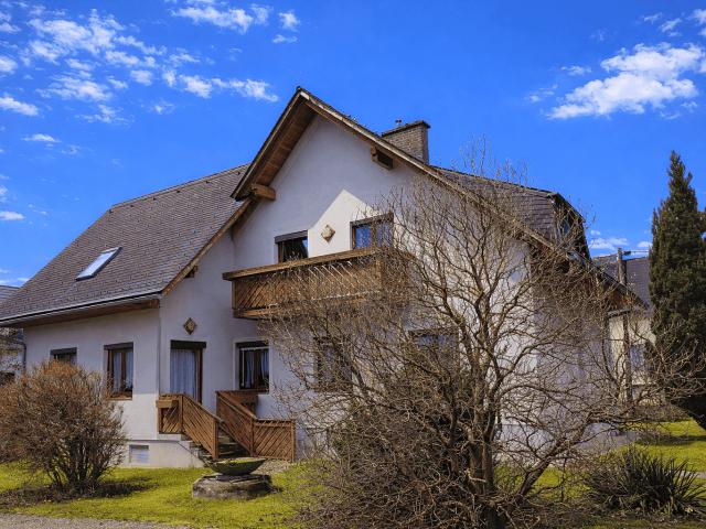 Feldkirchen bei Graz – Schindlersiedlung! Ein/Zweifamilienhaus mit 1.100 m2 Eigengrund