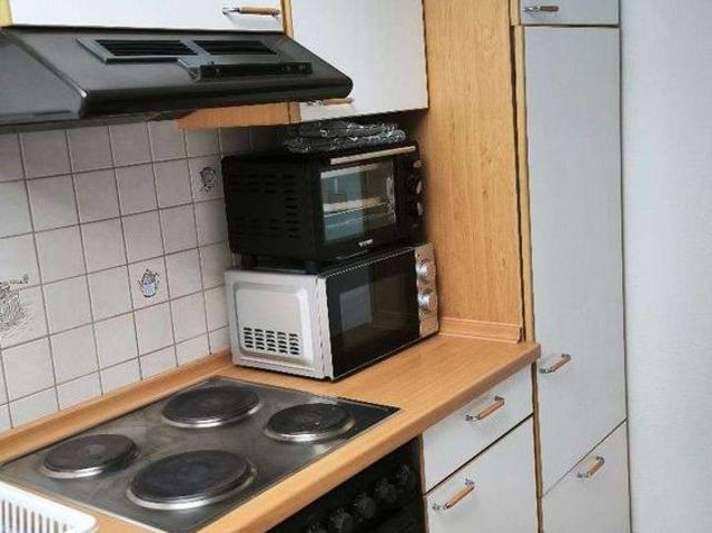 Feldstadt: Gepflegte 2 Zimmer Dachgeschosswohnung
