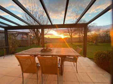 Feldrandlage & Sonnenuntergang, 224 qm mit PV und Einliegeroption