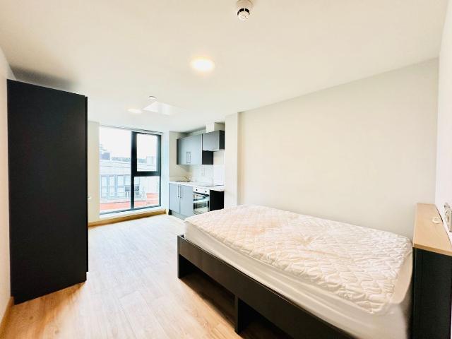 Felix Apartments, Heathcoat Street NG1, Studio to rent, £790 pcm | PrimeLocation