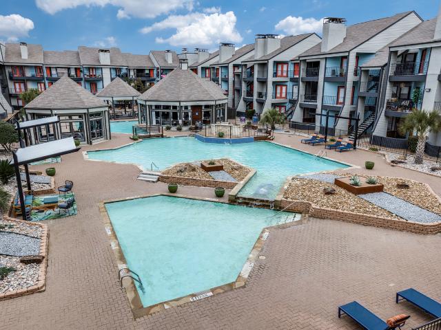 Felix Apartments 1 Bedroom Apartment for Rent at 2004 Sherry St, Arlington, TX 76010