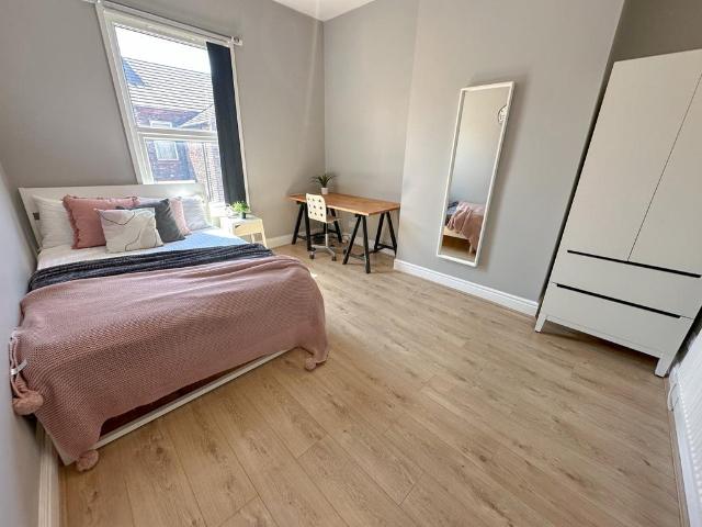 Fell Street, L7 2QD, 3 bed terraced house to rent £607 pcm £140 pw