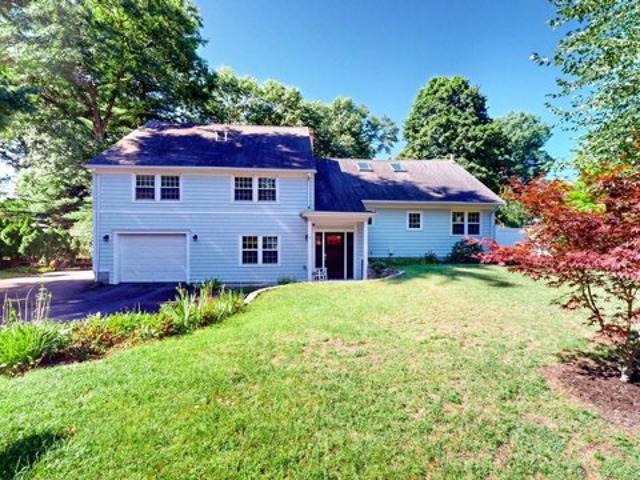 Fells Cir, Wellesley, Home For Sale