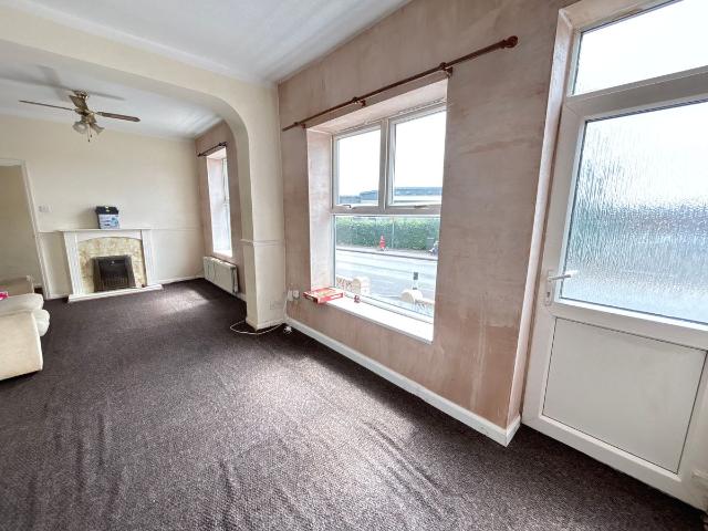 Ferham Rd, Rotherham S61, 5 bed end terrace house to rent, £1,100 pcm | PrimeLocation