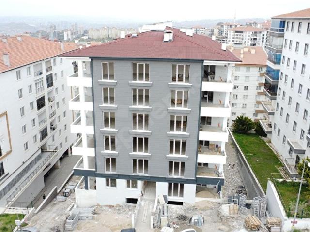 FERİDUN ÇELİK'TE SATILIK 3+1 DAİRE