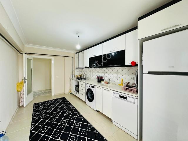 Feridunçelik'te Asansörlü Full Yapılı 3+1 Ara Katta Satılık Daire !