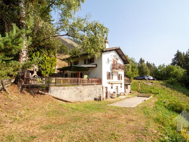 Ferienwohnung in einem kleinen Chalet auf den Mayens von Conthey