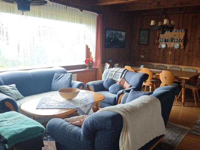 Ferienhaus mit Alpenpanorama – Rückzugsort für Familien, Naturliebhaber und alle, die mehr Platz zum Leben suchen