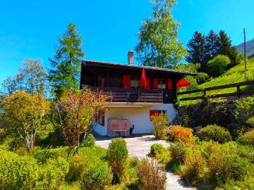 Ferienhaus mit Garage und fantastischem Ausblick