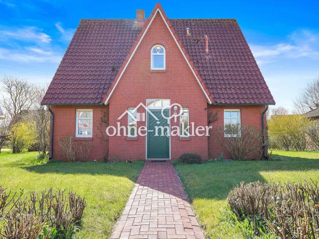 Ferienhaus auf großem Gartengrundstück