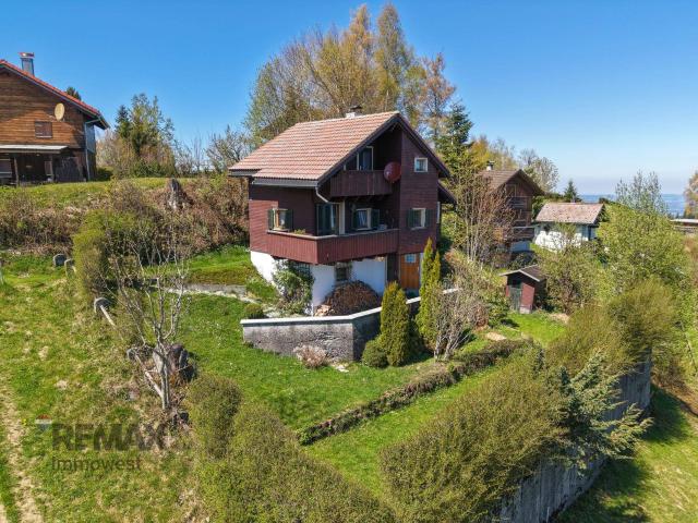 Ferienhaus am Pfänder – Rückzugsort mit Panorama, Ferienwidmung und Vermietungspotenzial