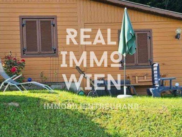 Ferienhaus am Waldrand mit Pool! GELEGENHEIT