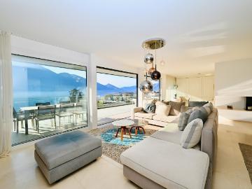 Ferienhaus: Designer Duplex Penthouse mit atemberaubendem Seeblick
