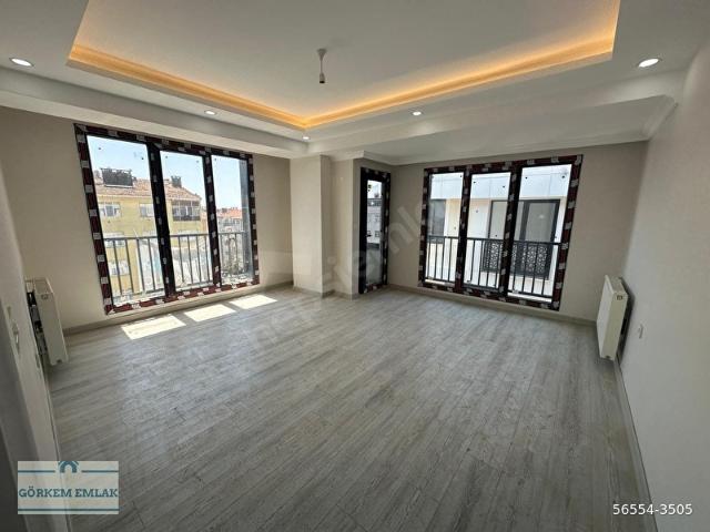 Ferit Selim Paşa Caddesi Sıfır Binada Satılık 3+1 Ebeveyn Banyolu
