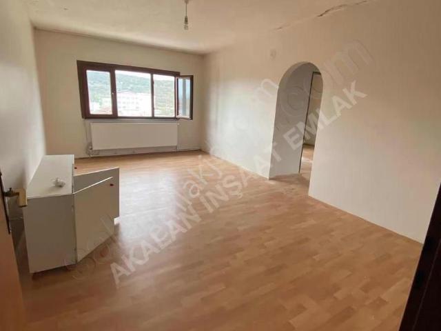Ferizli Göçmen Konutları'nda Park Ve Hastane Yakını 2+1 Daire