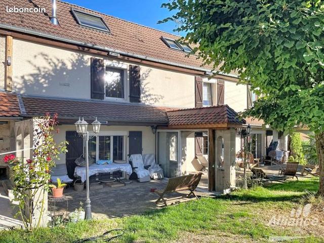 Ferme 6 pièces 198 m²