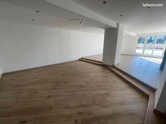 Ferme 6 pièces 210 m²