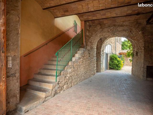 Ferme 8 pièces 206 m²