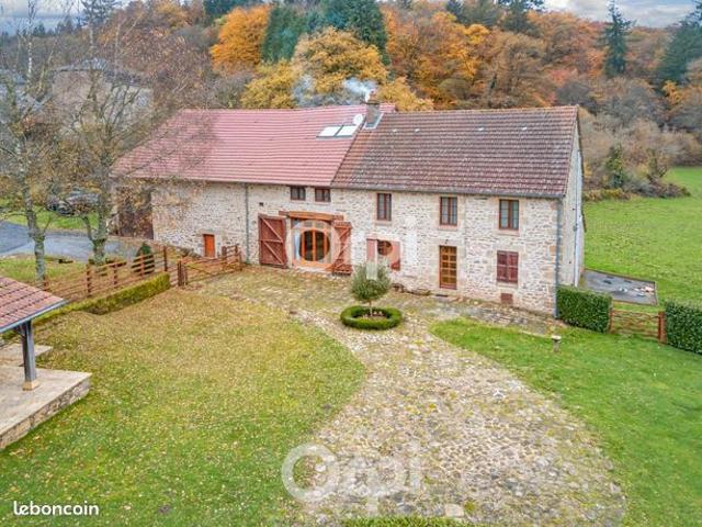 Ferme 8 pièces 247 m²