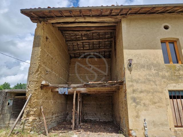 Ferme 90 m2 + Grange 100 m2