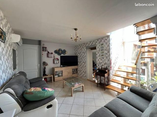 Ferme 10 pièces 225 m²