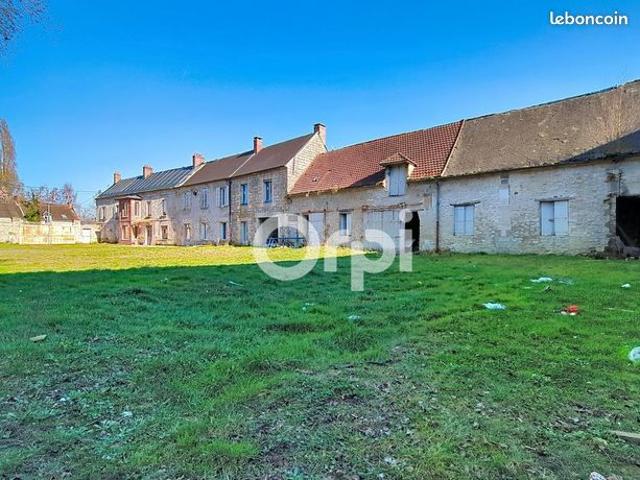 Ferme 19 pièces 1 500 m²
