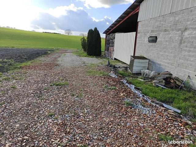 Ferme 1 pièce 300 m²