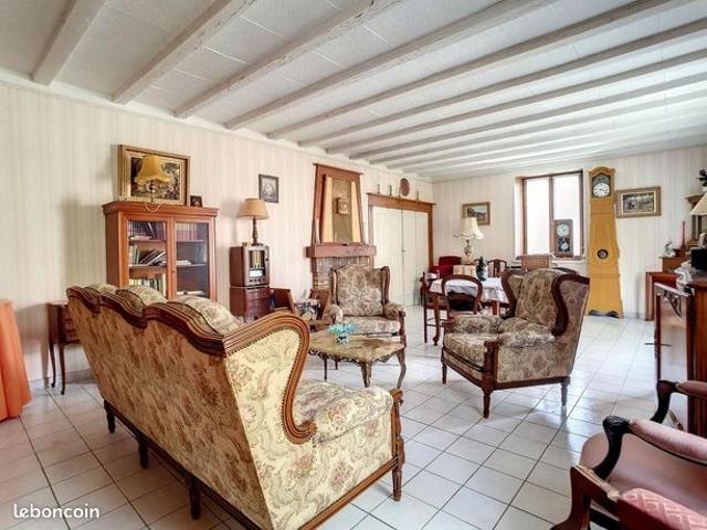 Ferme 1 pièce 70 m²