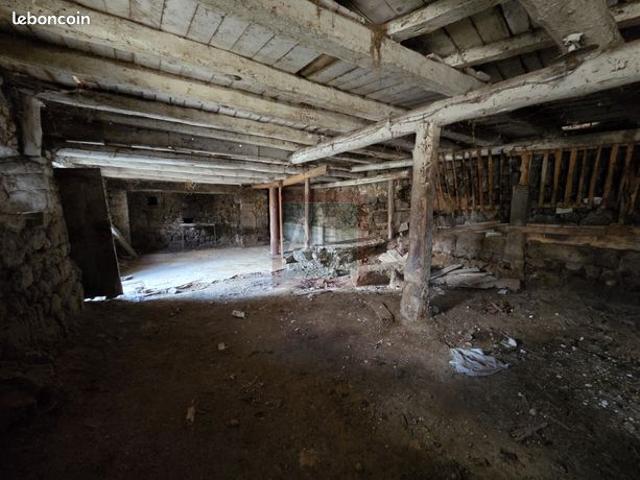 Ferme 2 pièces 155 m²