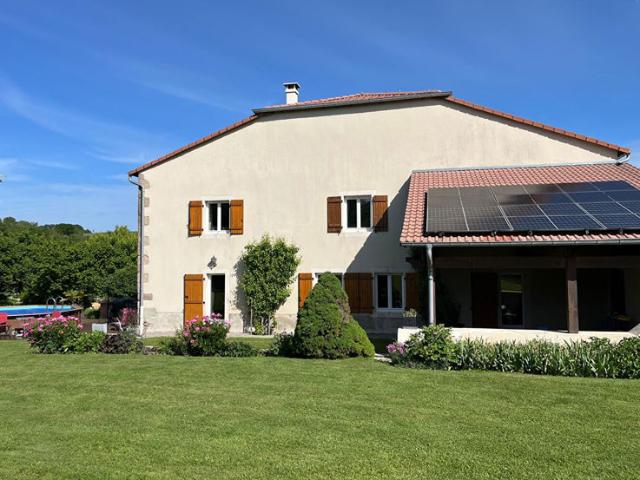 Ferme Vosgienne de 8 pieces