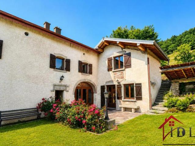 Ferme vosgienne de caractère Deux logements communicants