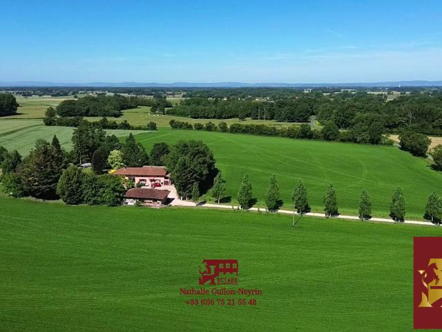 Ferme bressane 7 hectares sans voisins