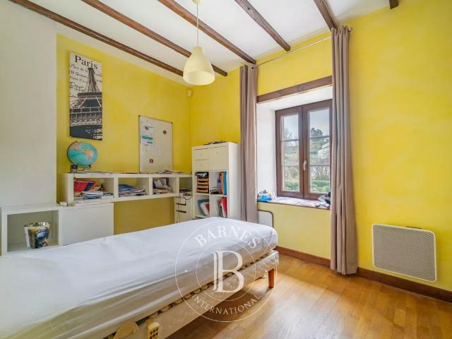 Ferme dauphinoise restaurée au coeur du village 200m² Bourgoin Jallieu