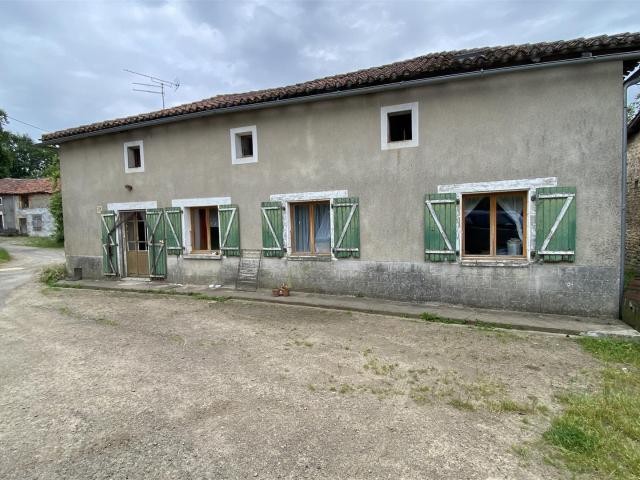 Ferme de 56 hectares 150m² Ambernac