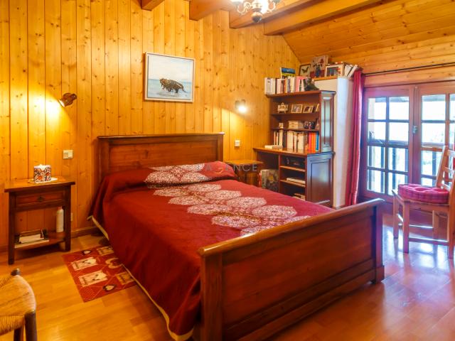 Single family house with 9 rooms on sale in Quartier privilégié! 300 m² | dreamo. Ch