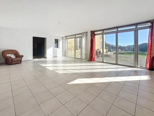 Ferme de 300m², terrain 300m² Trie sur Baïse