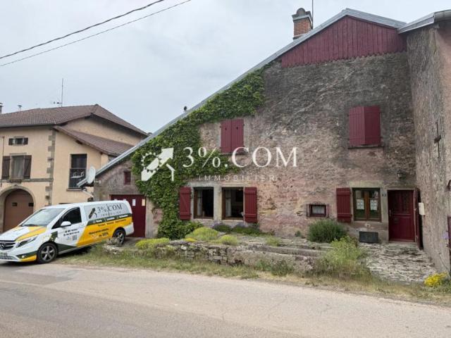 Ferme de village 196 m2 VIMENIL