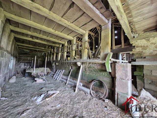 Ferme de caractère à rénover Dépendance Potentiel exception. 400m² Fougerolles Saint Valbert