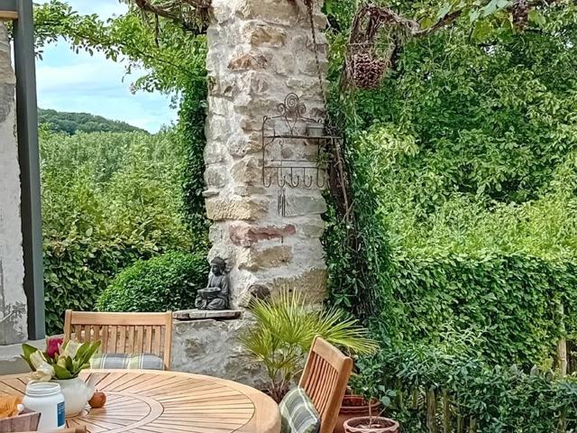 Ferme de caractère entièrement rénovée âeuros? Haute Saône C. 311m² La Basse Vaivre