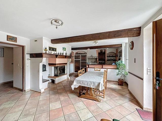 Ferme dépendances sur 1,8ha 180m² Tournay